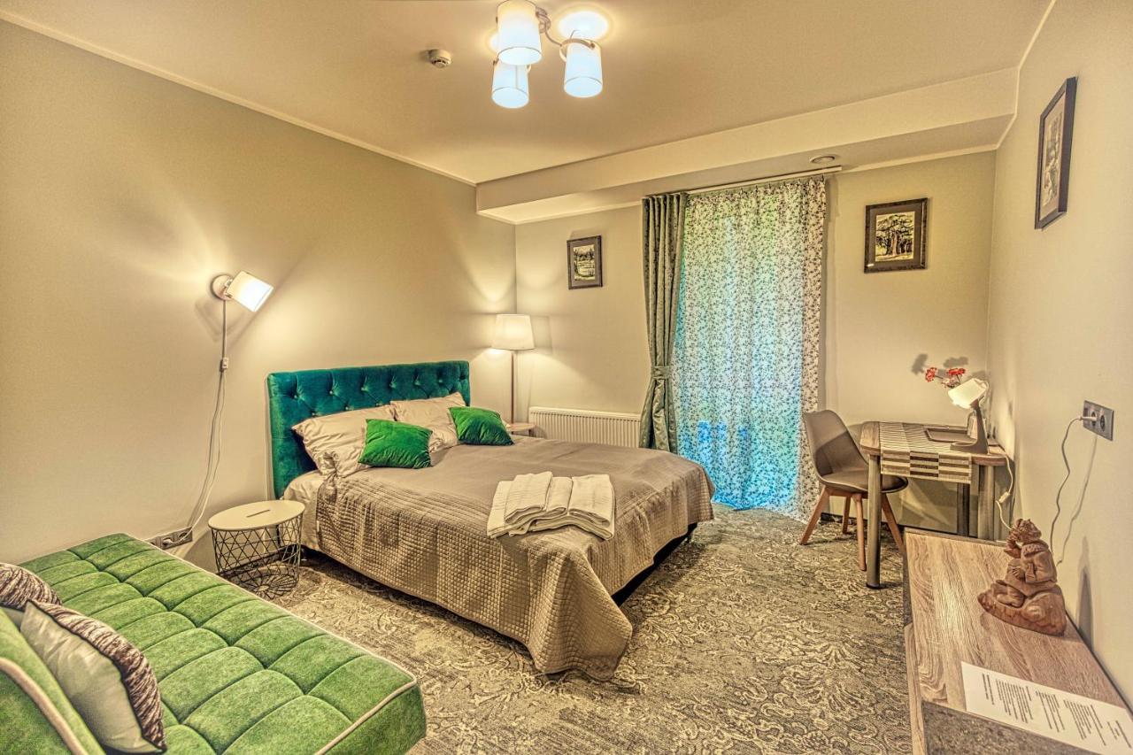 Vilhelmhaus Hotel Dėdeliškės Buitenkant foto
